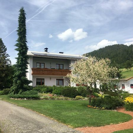 Sonnwiesen Strasse 1/85 Ferndorf Exterior photo